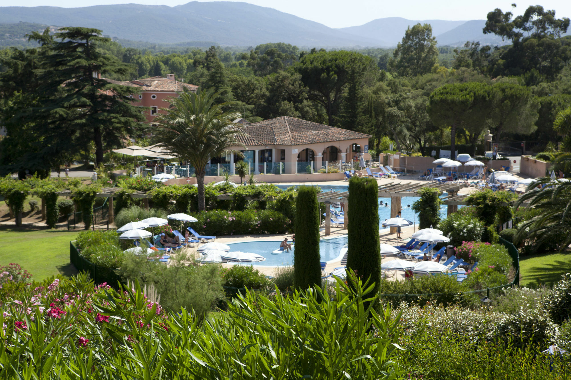 Residence Pierre & Vacances Les Parcs De Grimaud Zewnętrze zdjęcie